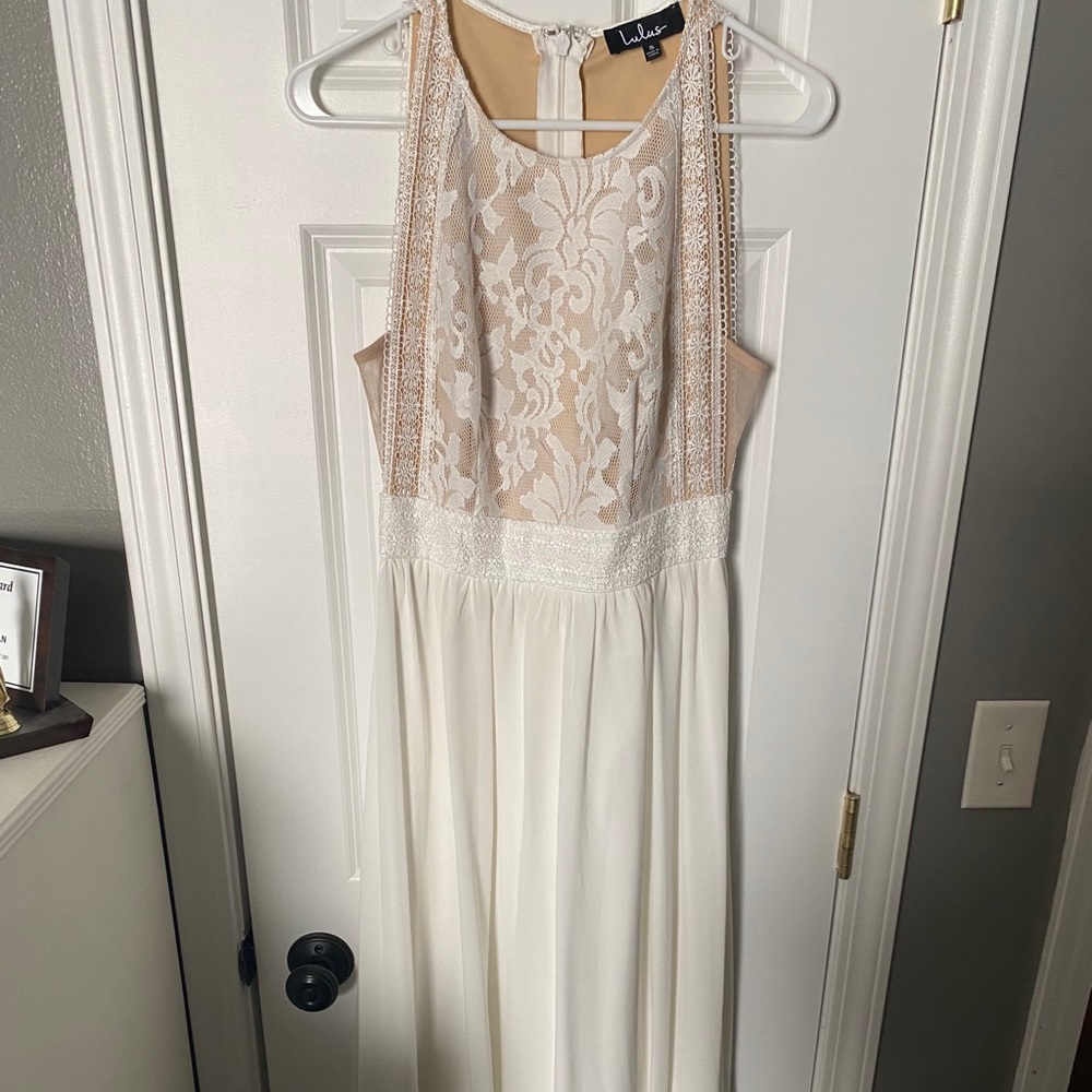 Lulu’s White Lace Maxi Dress